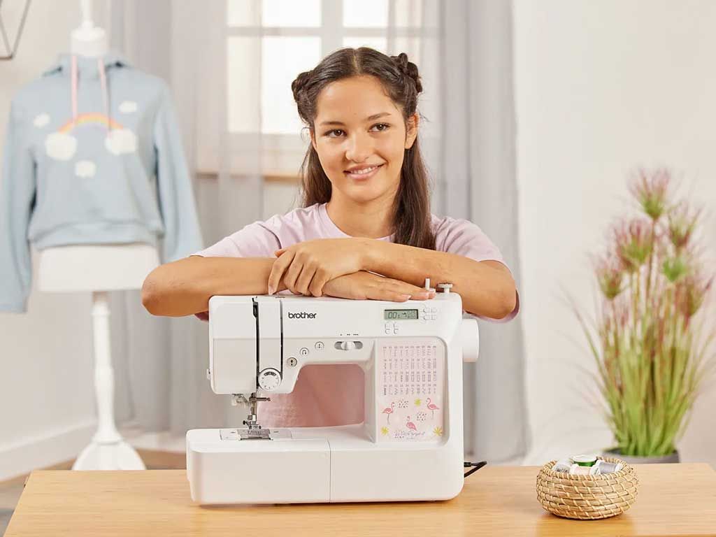 A Beginner's Guide to Stitch Types: The Most Common Stitches and Uses in Garment Making