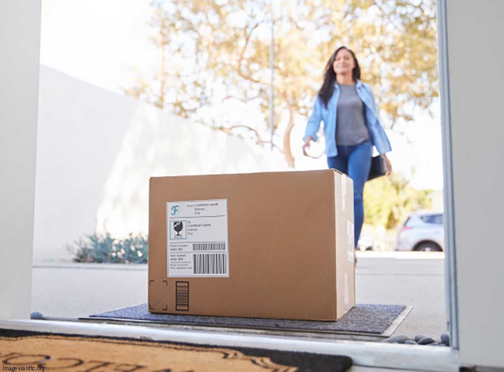 Navigating the De Minimis Exception: Impact on Fashion, Trade, and Labor Standards