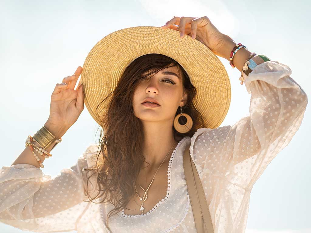 Aesthetic Communities Guide: CottageCore, Boho Chic & More